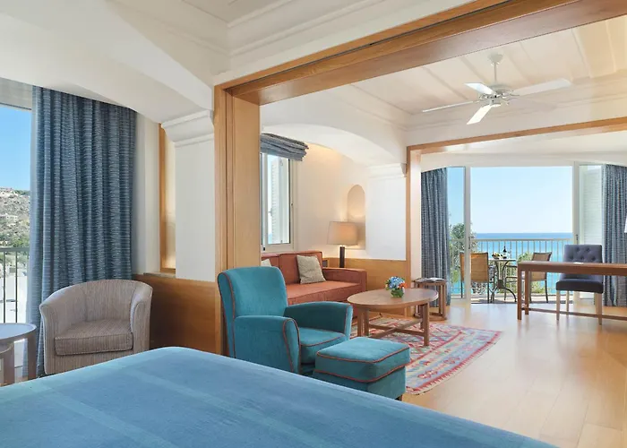 Hotels in Pissouri