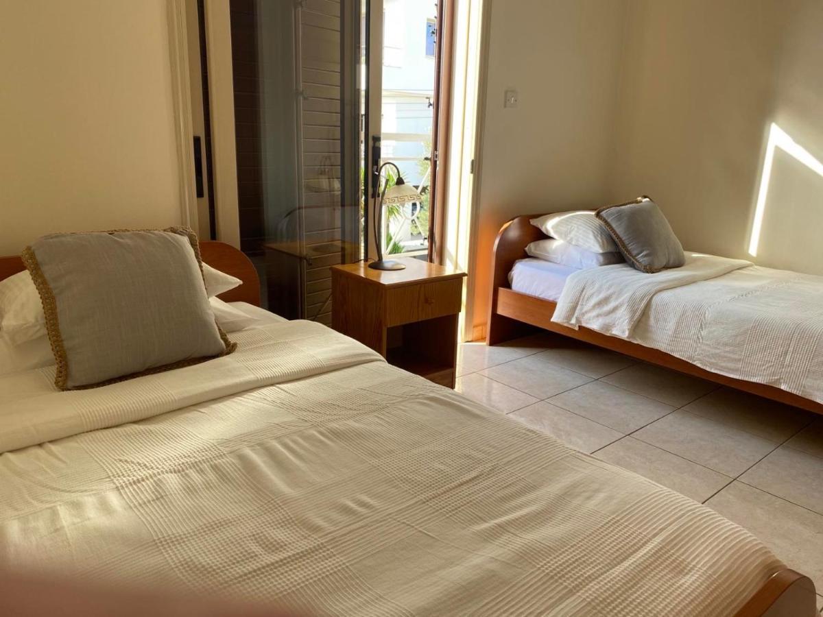 Two-Bedroom Apartment,1140002026:JPEG