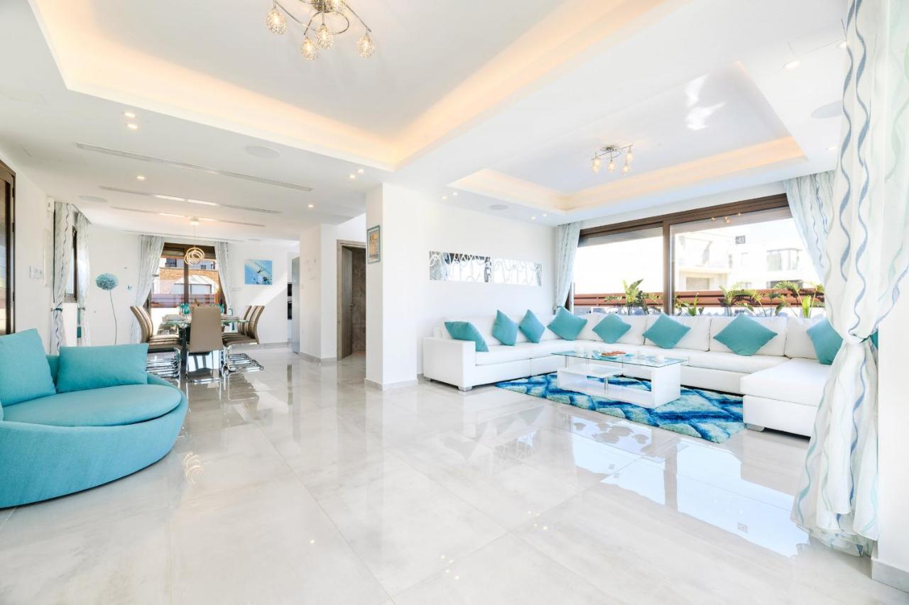 Superior Villa
