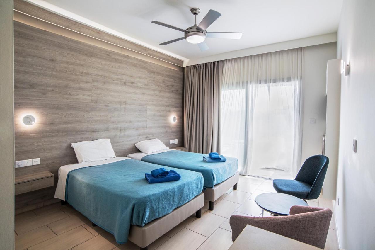 Double or Twin Room,1205892295:JPEG