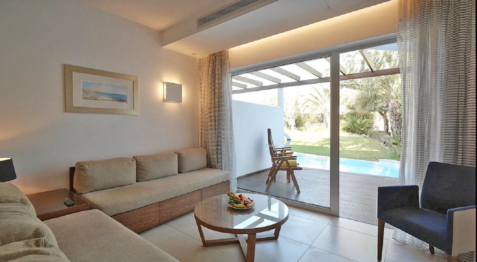 Junior Suite mit Gartenblick und Zugang zum Gemeinschaftspool – nur für Erwachsene
