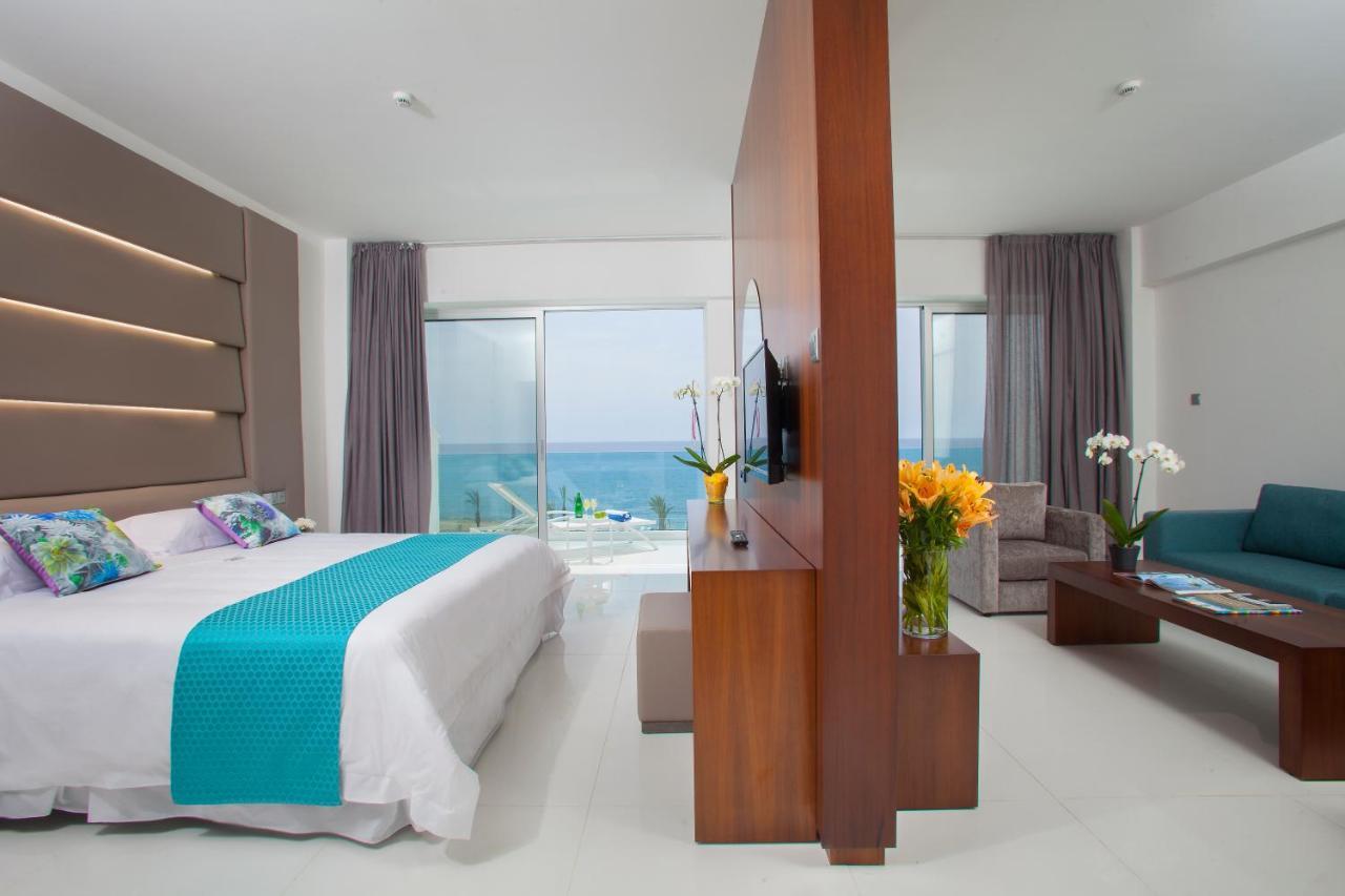 Terrassen-Suite mit direktem Meerblick