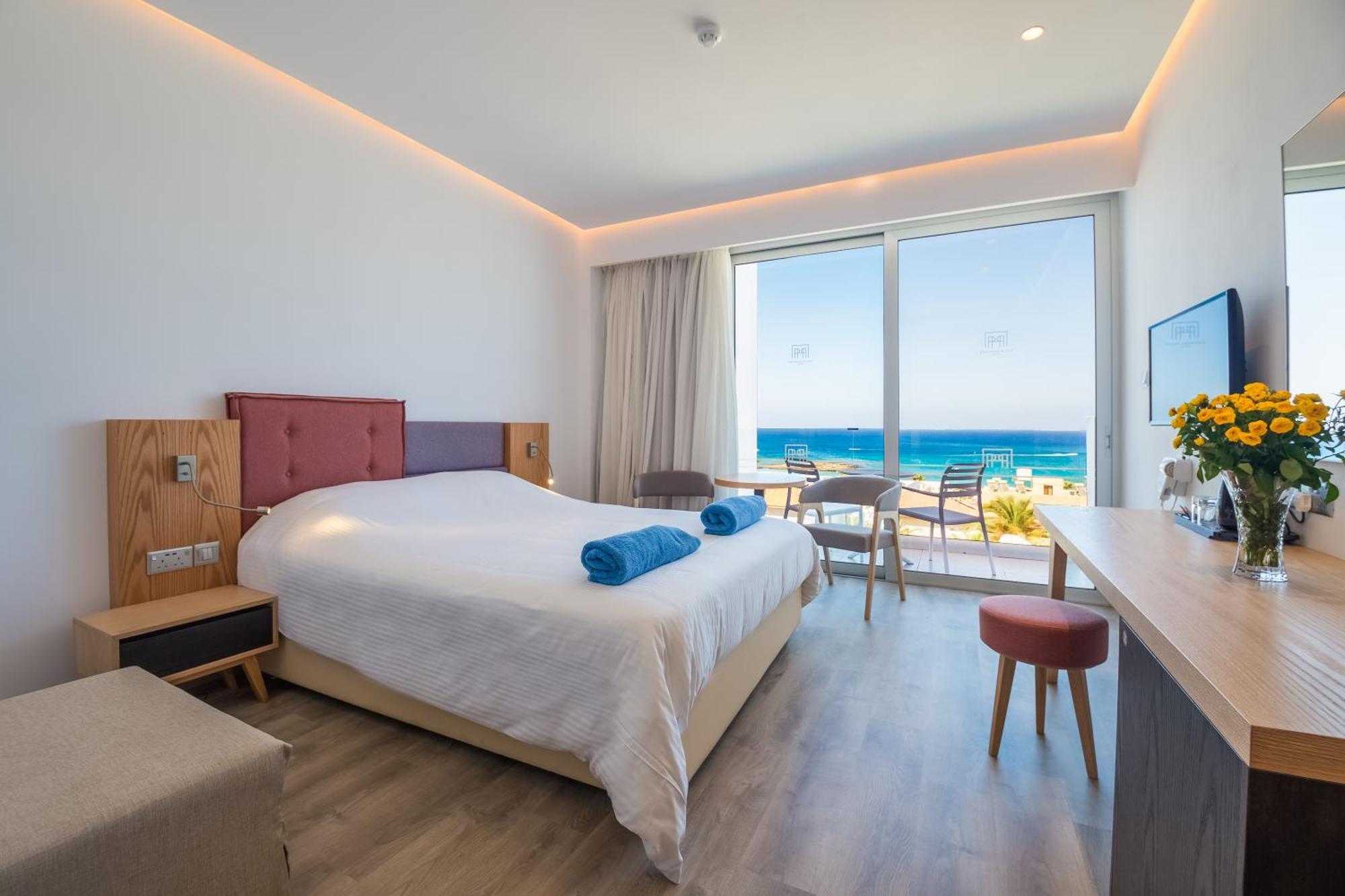 Sea View Room,696094836:JPEG