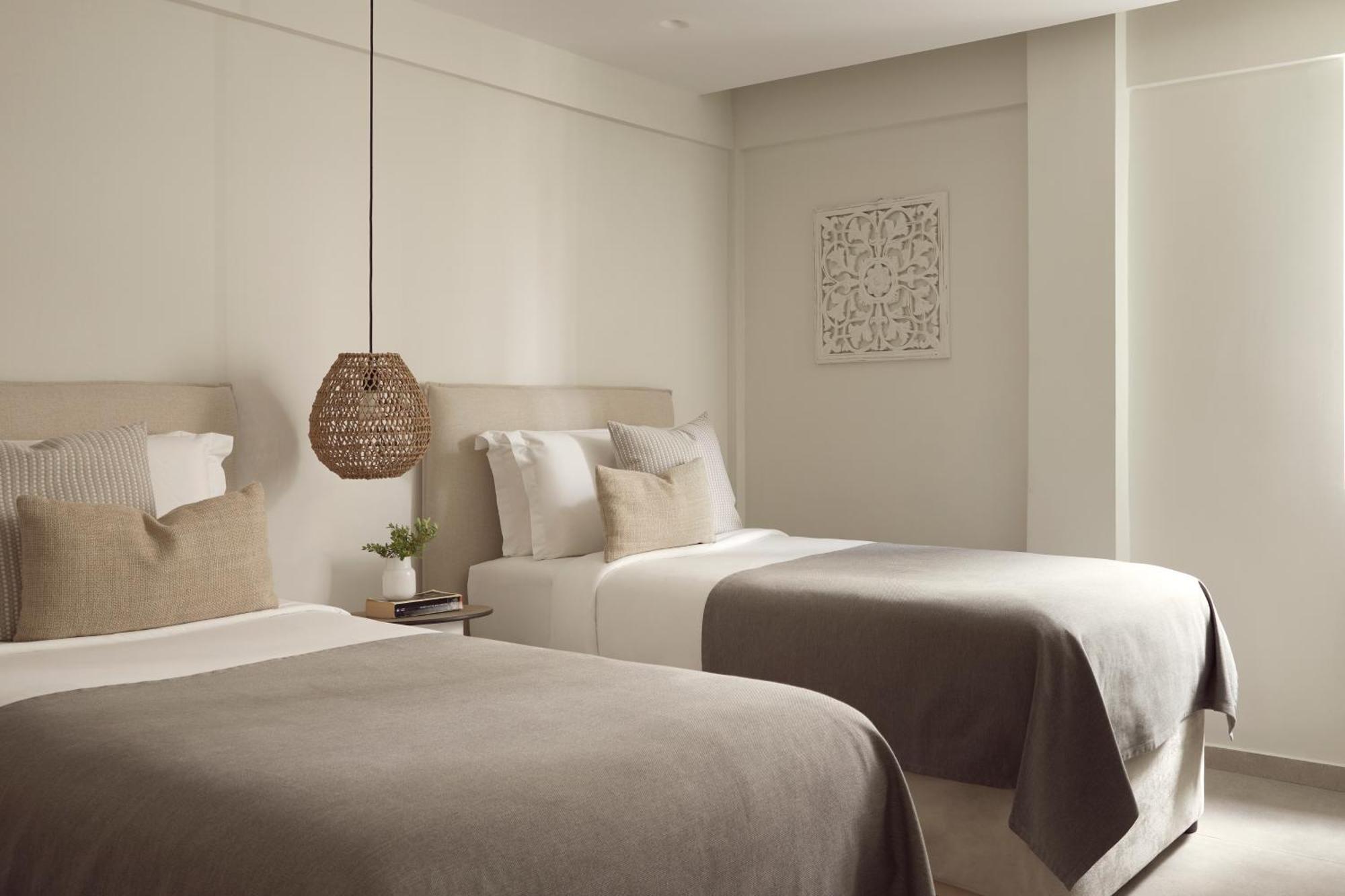 One-Bedroom Suite Limited Sea View