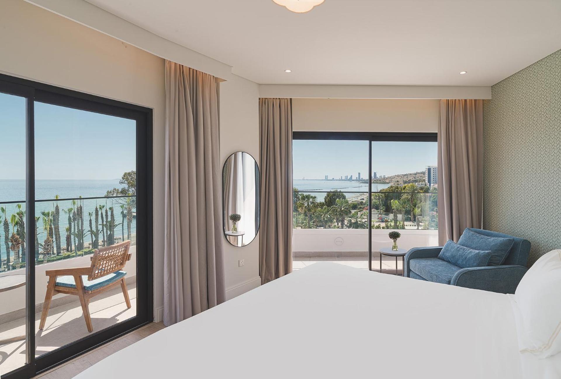 Chambre Supérieure - Vue Panoramique sur Mer