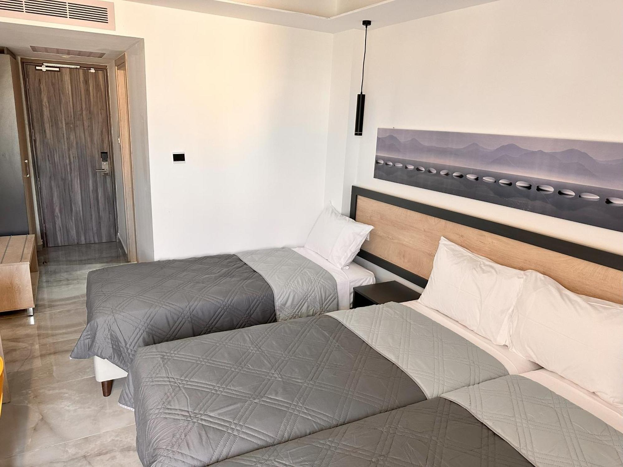 Triple Room Mountain View