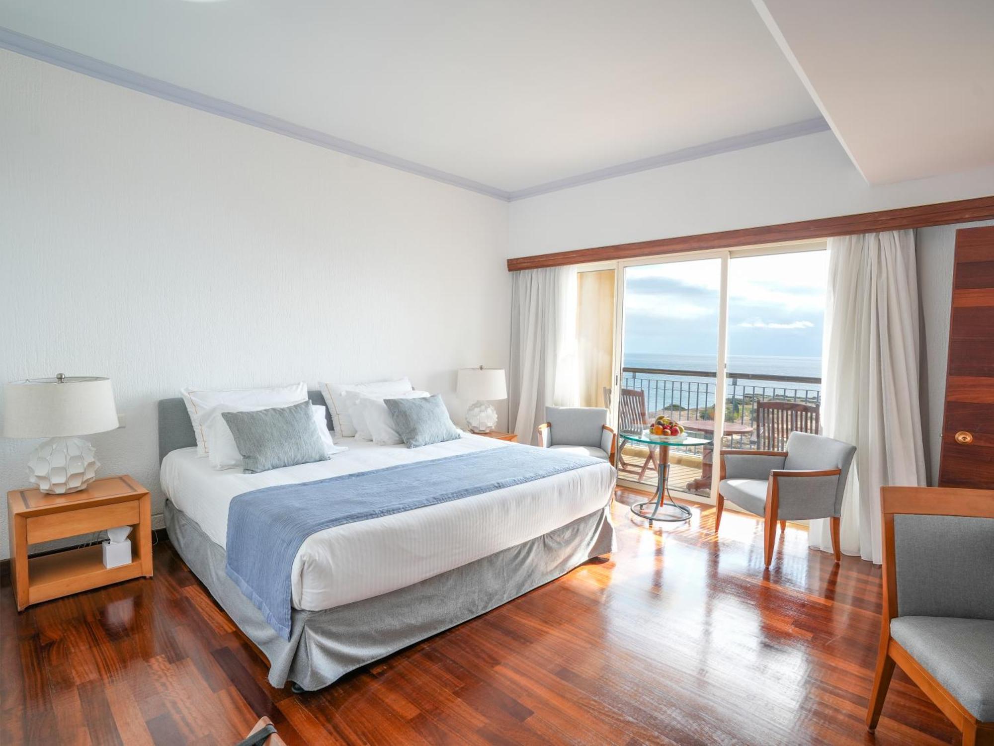Two-Bedroom Suite,1645647354:JPEG