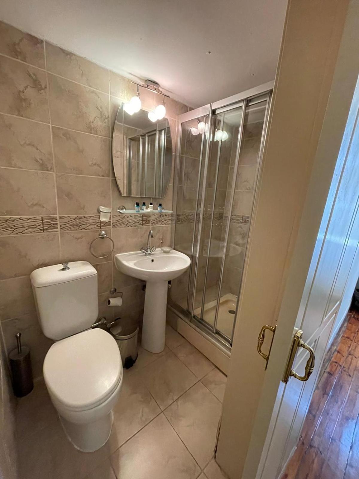 Doppelzimmer mit Balkon