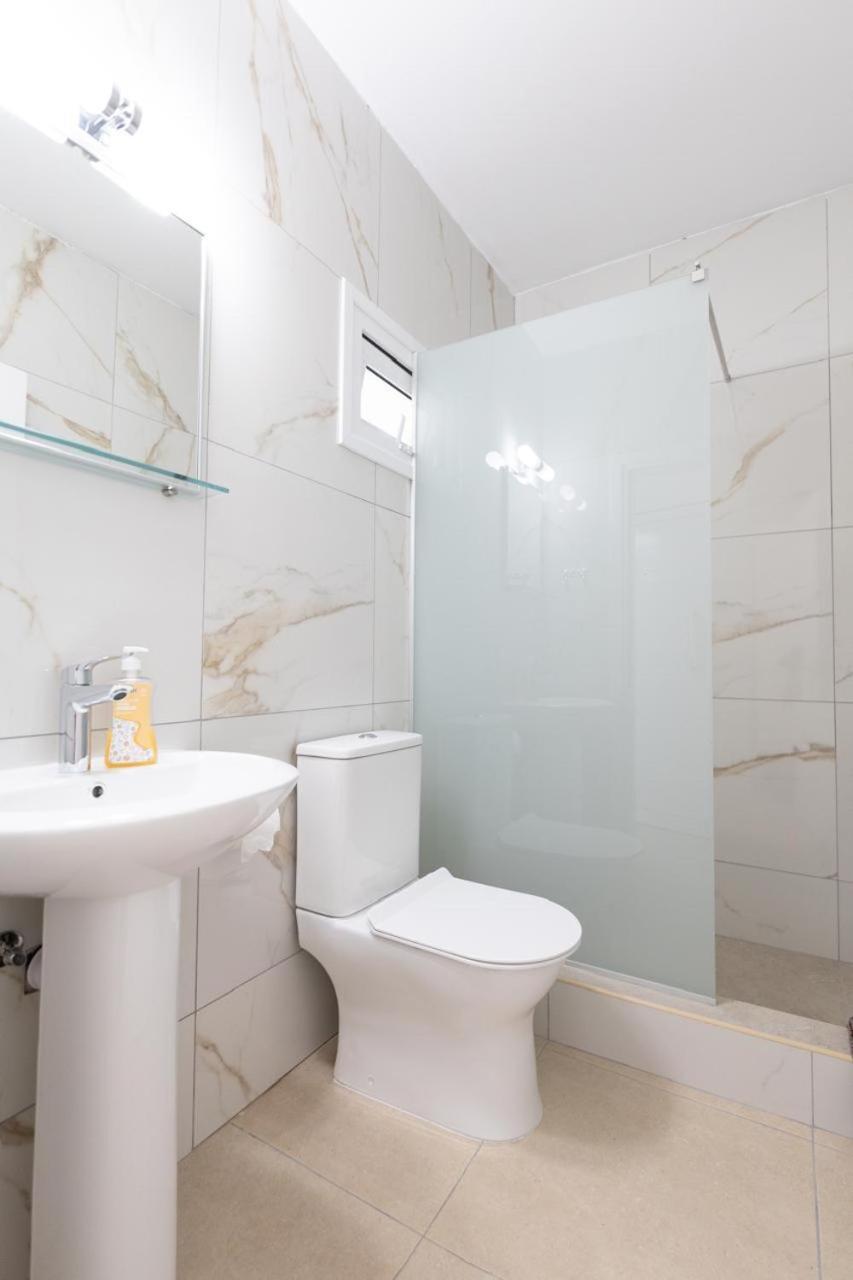 One-Bedroom Apartment,1669023708:JPEG