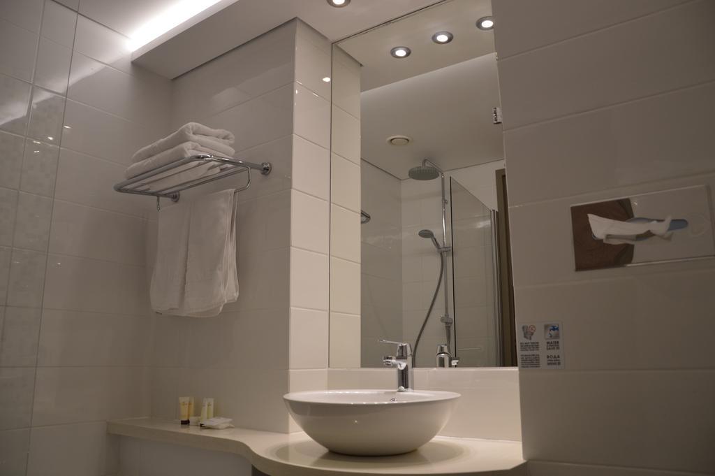 Deluxe Tweepersoonskamer met 1 of 2 Bedden en Uitzicht op Zee