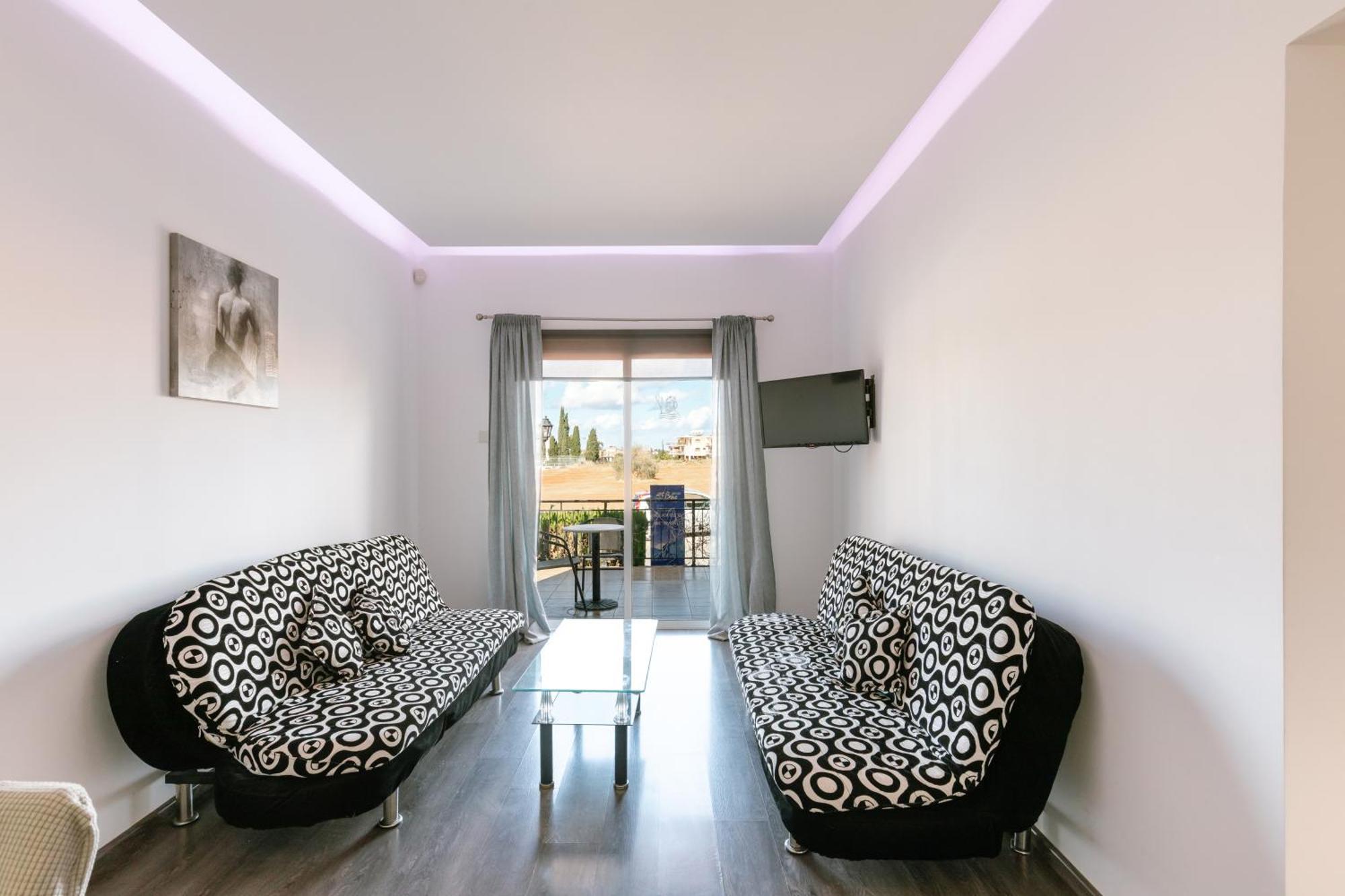 One-Bedroom Suite