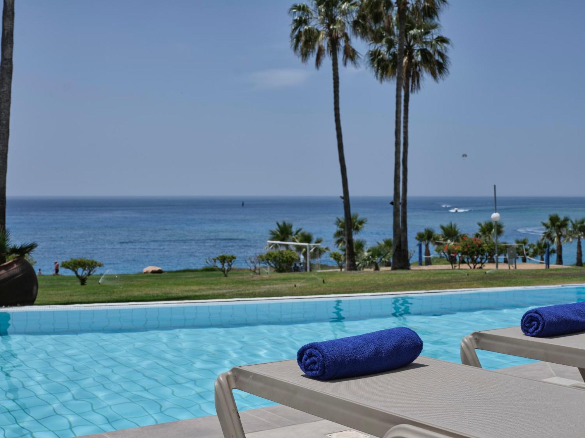 Superior Room Swim up Sea View