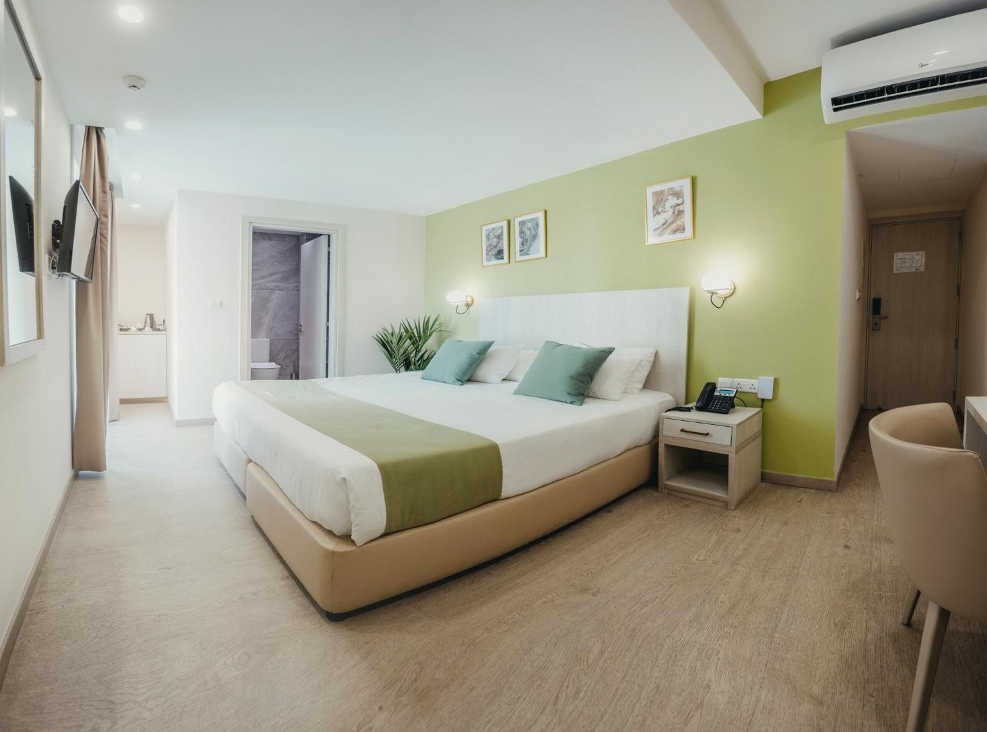 Deluxe Double Room Balcony
