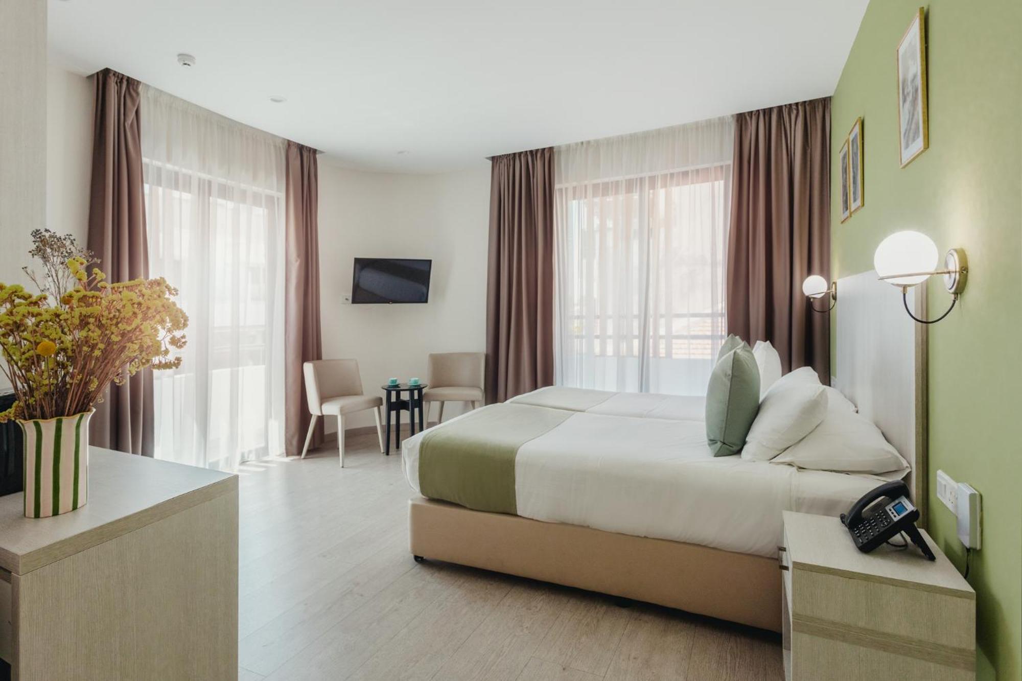 Standard Room Reduced Mobility Disable Room