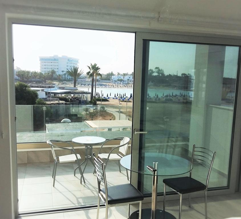 Deluxe Studio with Sea View - Upper Floor,255793281:JPEG