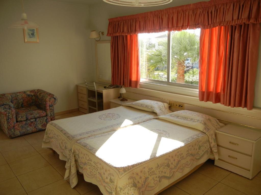 Monolocale Familiare (2 Adulti + 1 Bambino)