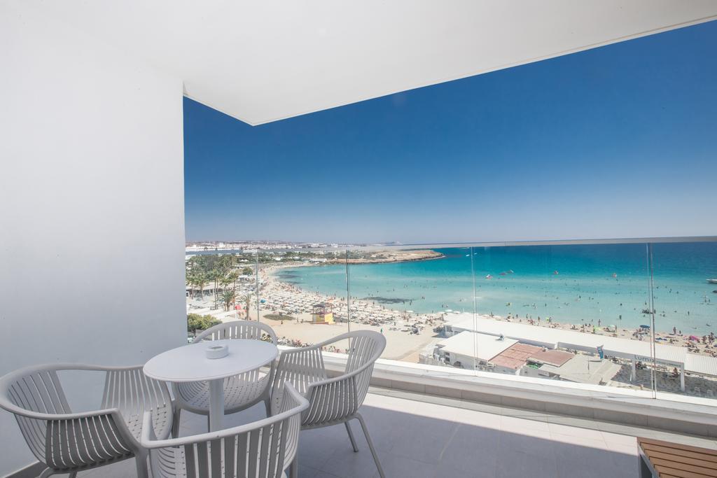 Deluxe Suite met Uitzicht op Zee