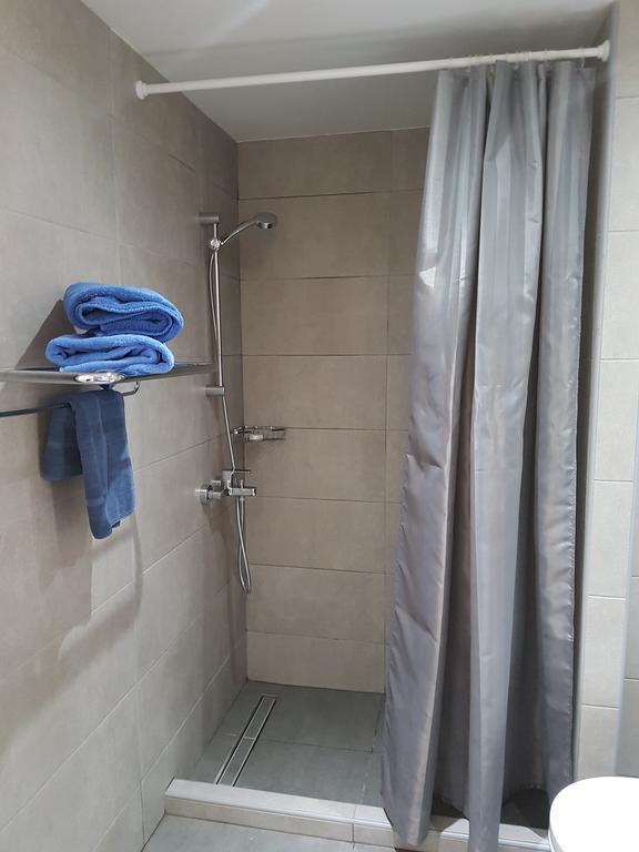 Family Studio,410456220:JPEG