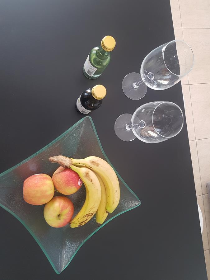 One-Bedroom Apartment,664350759:JPEG