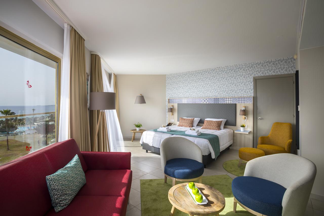 Suite with Sea View