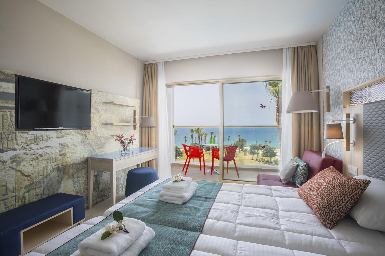 Deluxe Room Sea View with Resort Lounge Access