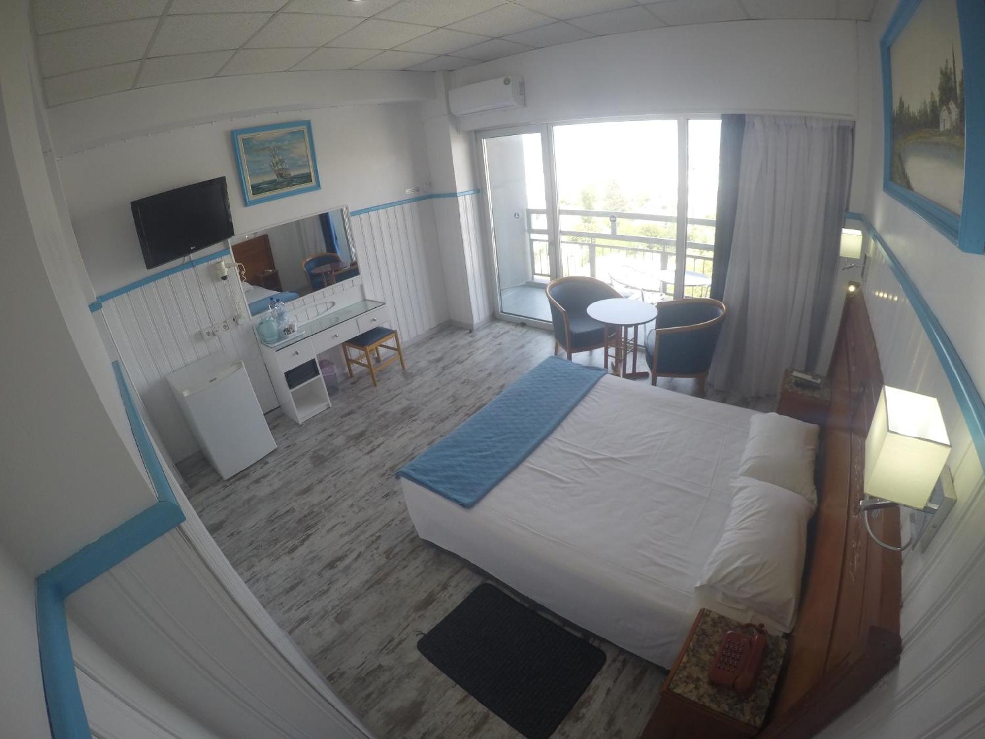 Single Room Balcony