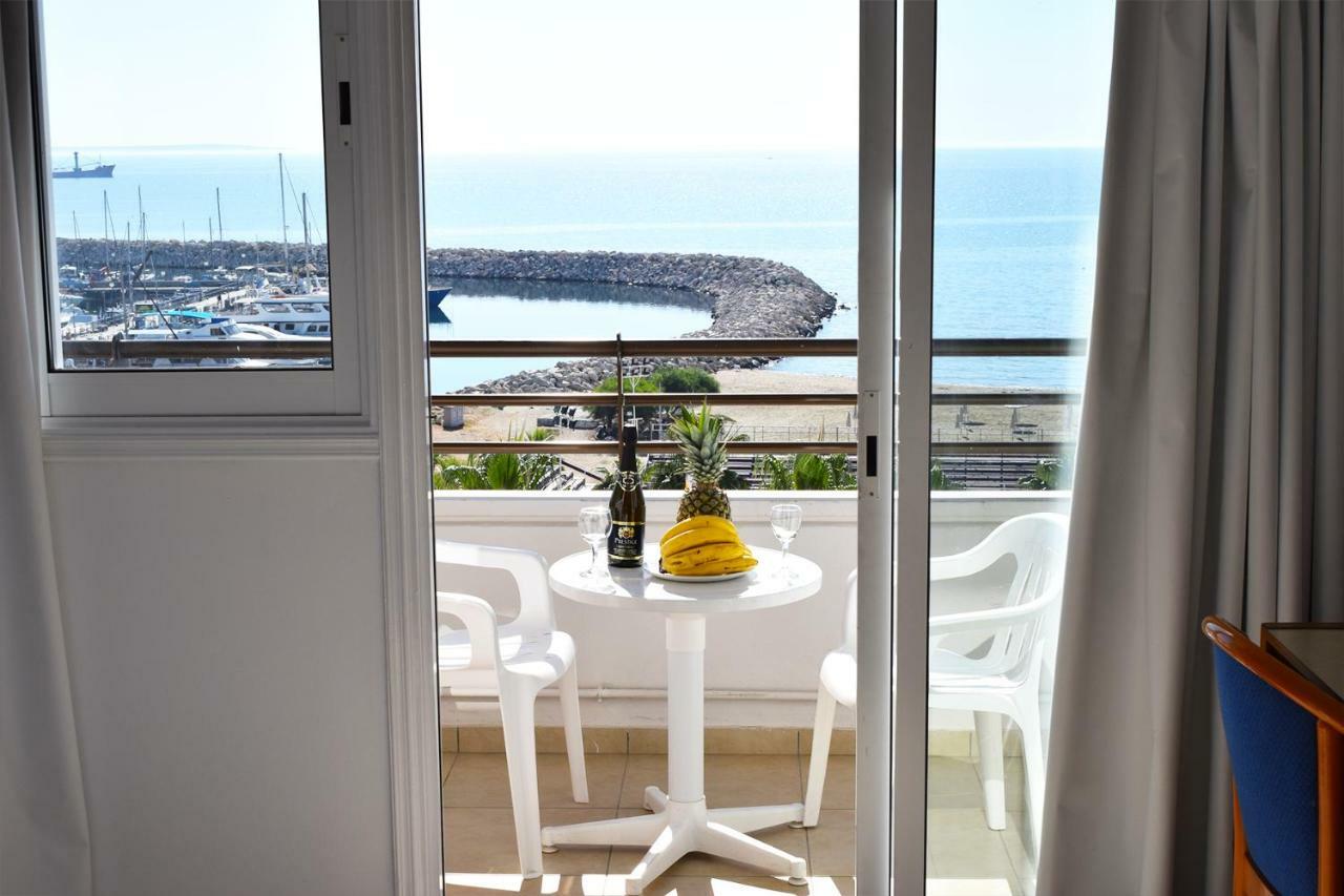 One-Bedroom Apartment Sea View,807264561:JPEG