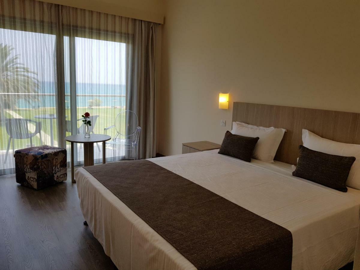 Superior Twin Room with Sea View