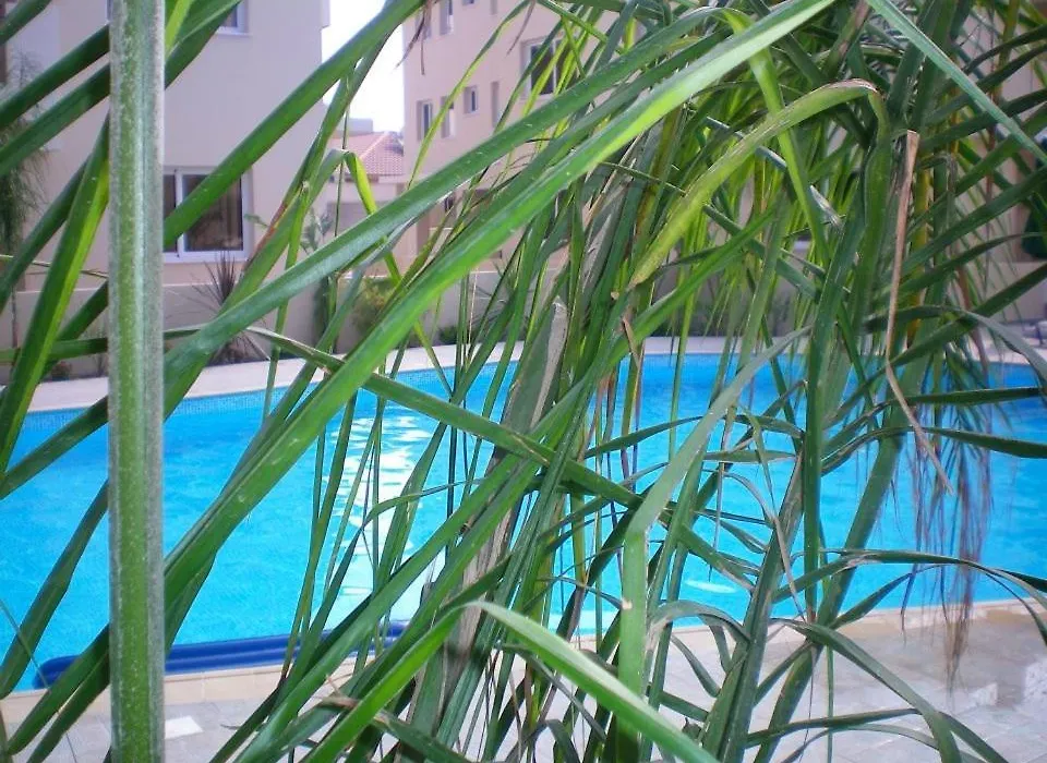 103 Elegant 2 Bed Apartment With Free Wifi, Ac, Pool & Gym!-1