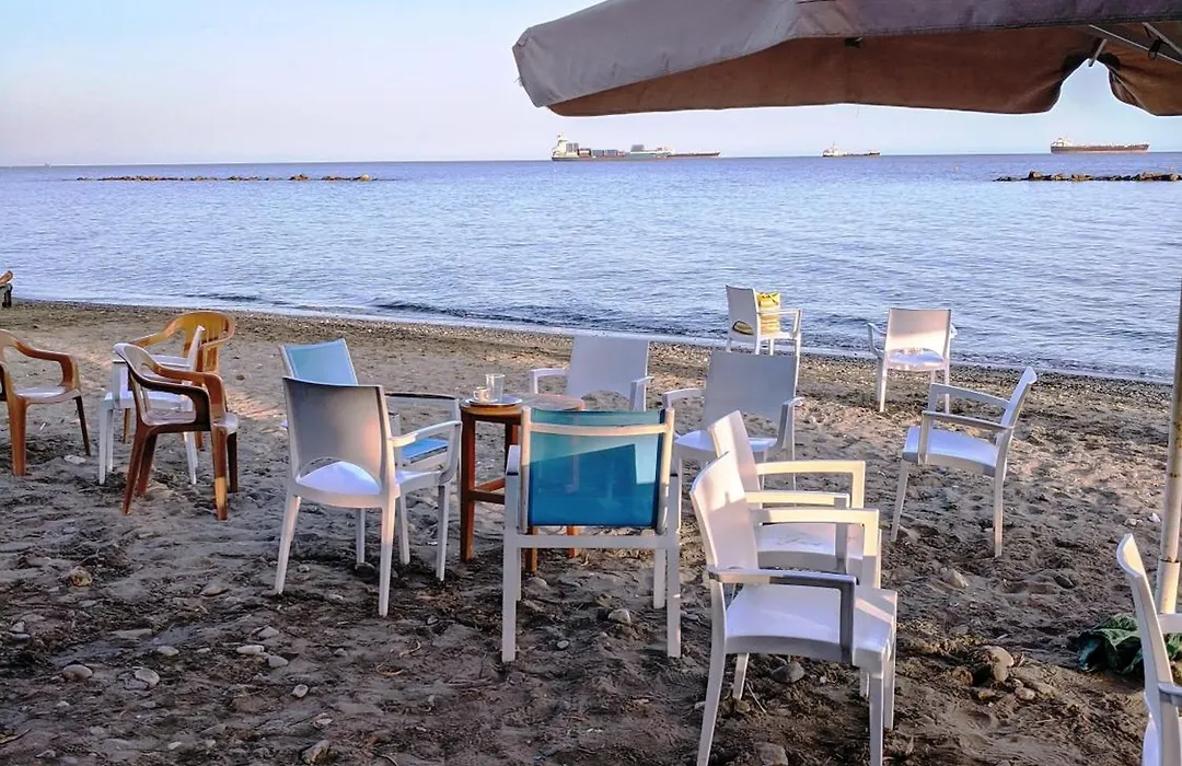 Fantastic 1 Bed Apartment By The Sea Opposite 4 Seasons Limassol-1
