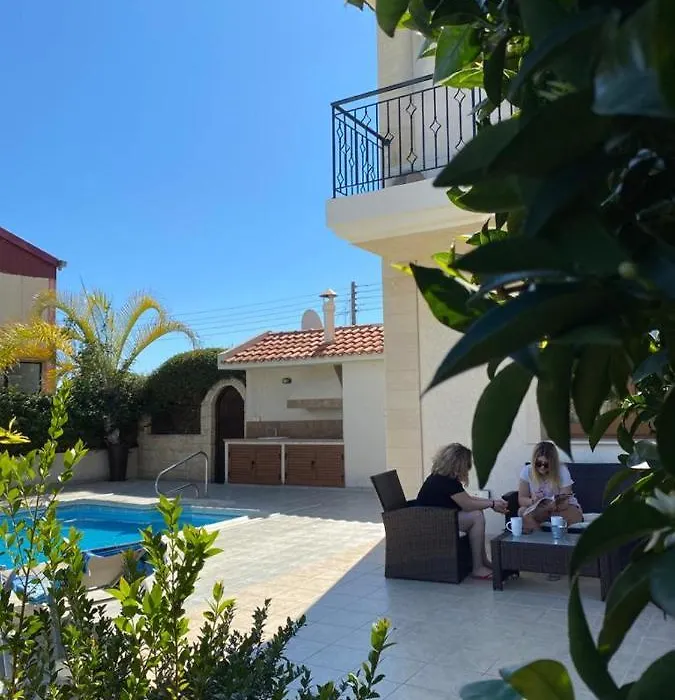Episkopi Villa, Luxury 4 Bedroom With Pool - Limassol-1