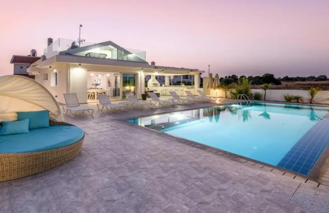 Villa Tzialli-1