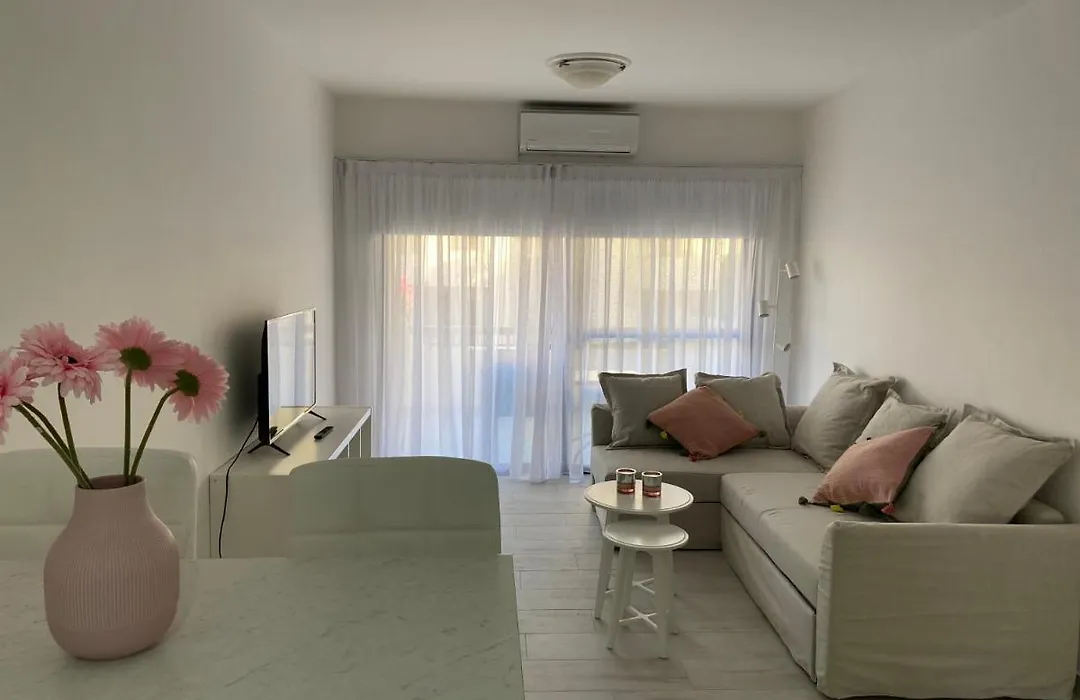 Studio In Heart Of Tourist Area Of Pafos-1