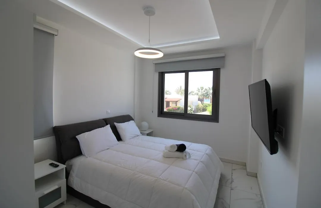 42 Beach Coast Apartment-1