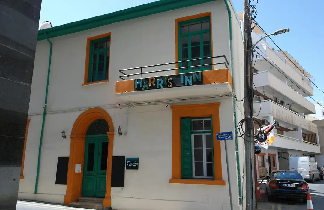 Harrys Inn Guesthouse-1
