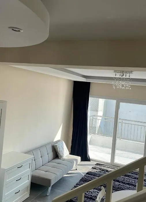 Wonderful 2-Storey 2 Bedroom Apartment-1