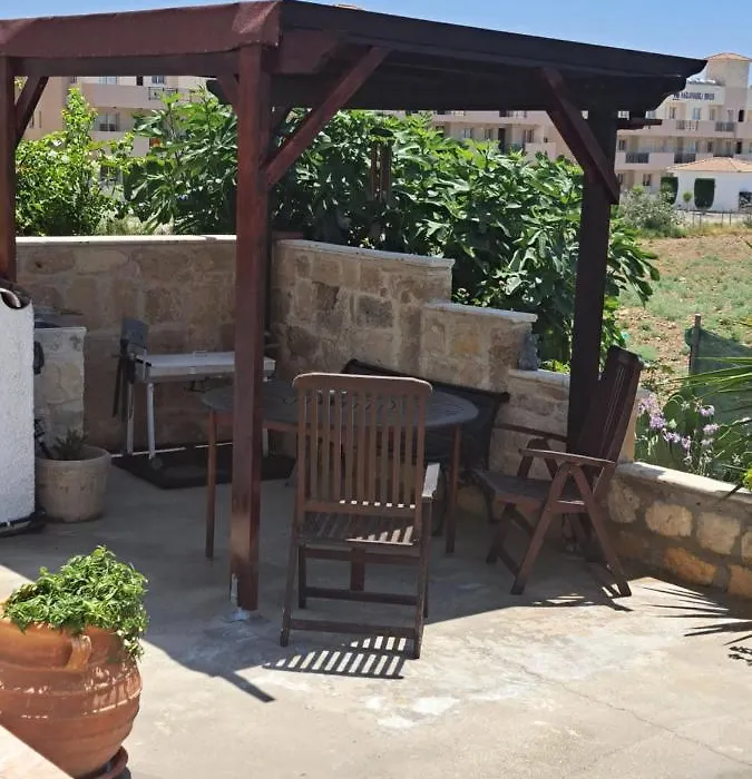 Peaceful Townhouse With Private Pool Near The Sea-1