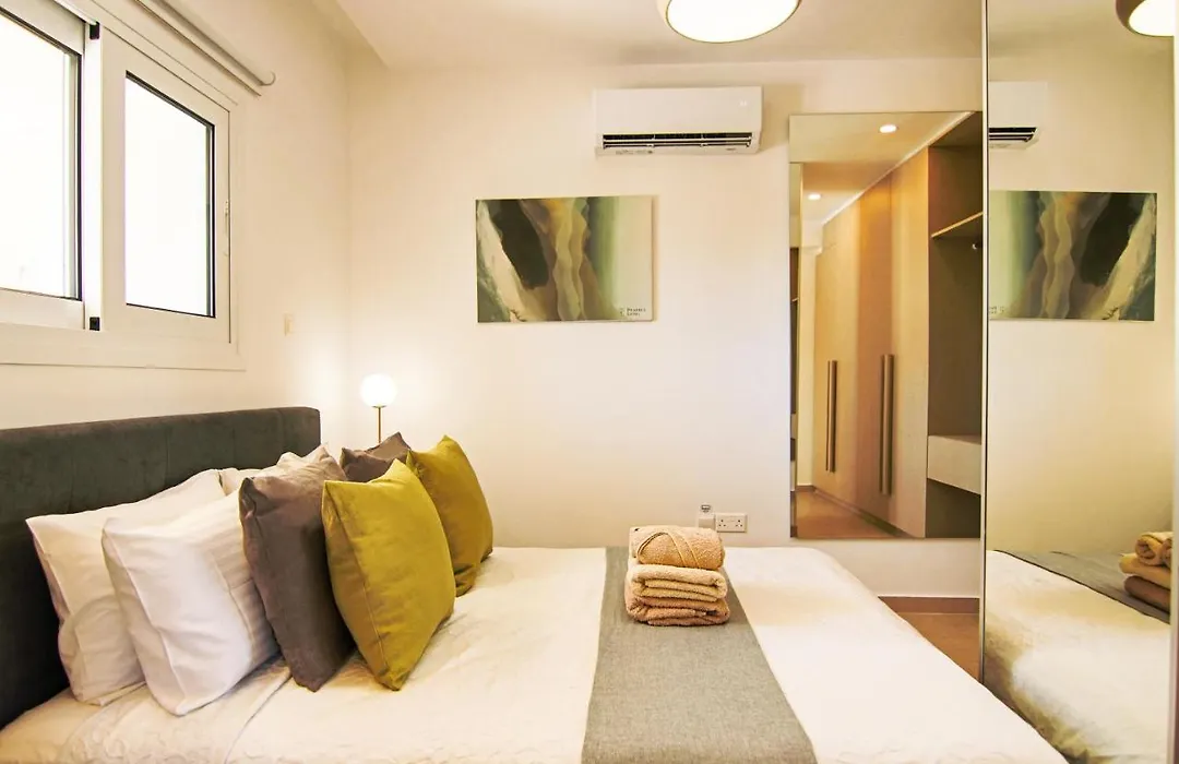 Phaedrus Living Seaside Luxury Limnaria 172-1
