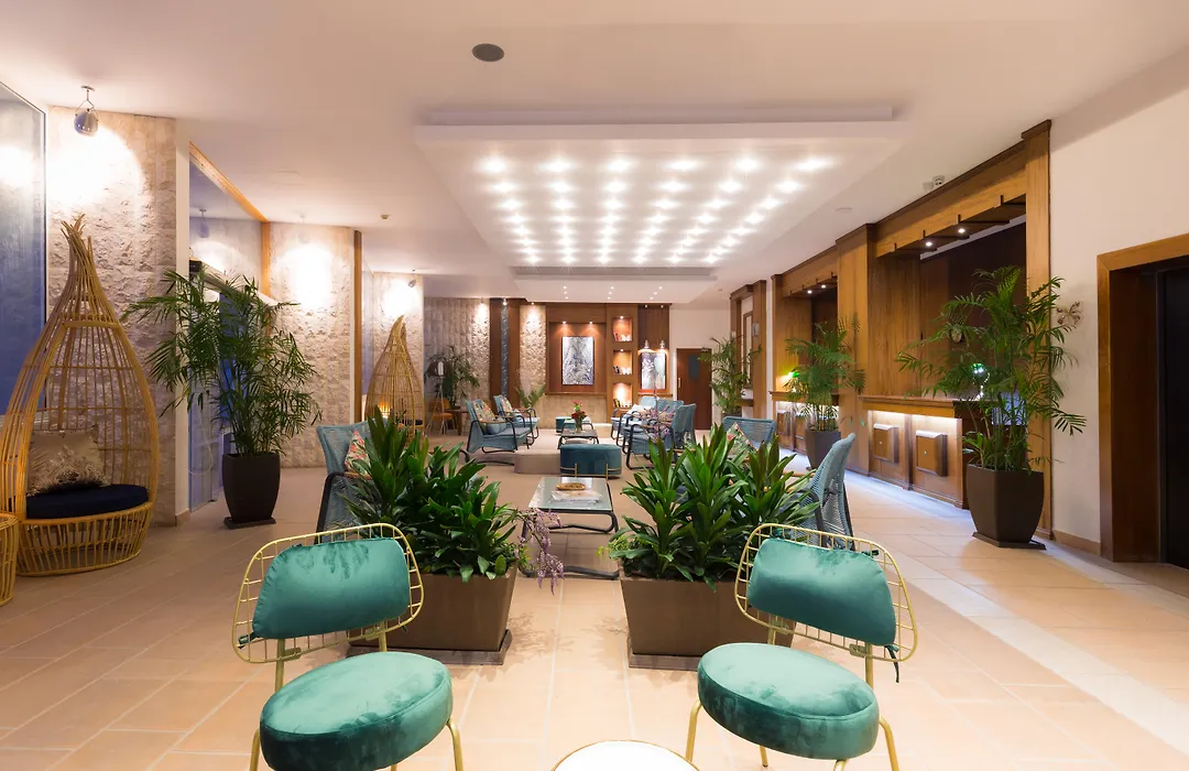 Cavo Zoe Seaside Hotel-1