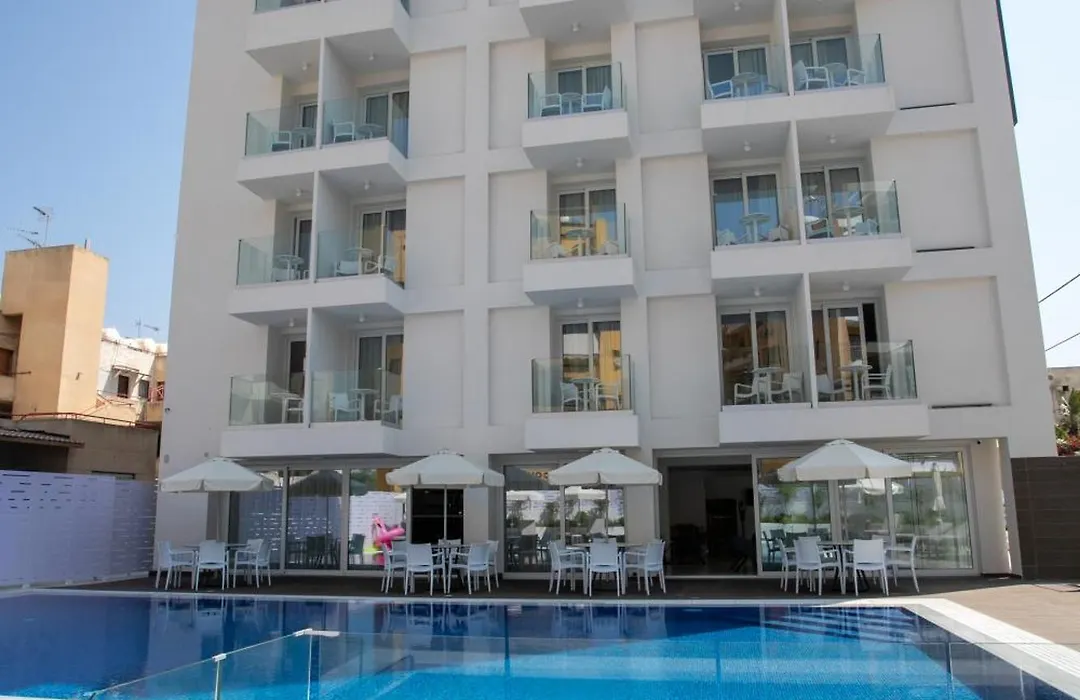 Best Western Plus Larco Hotel-1