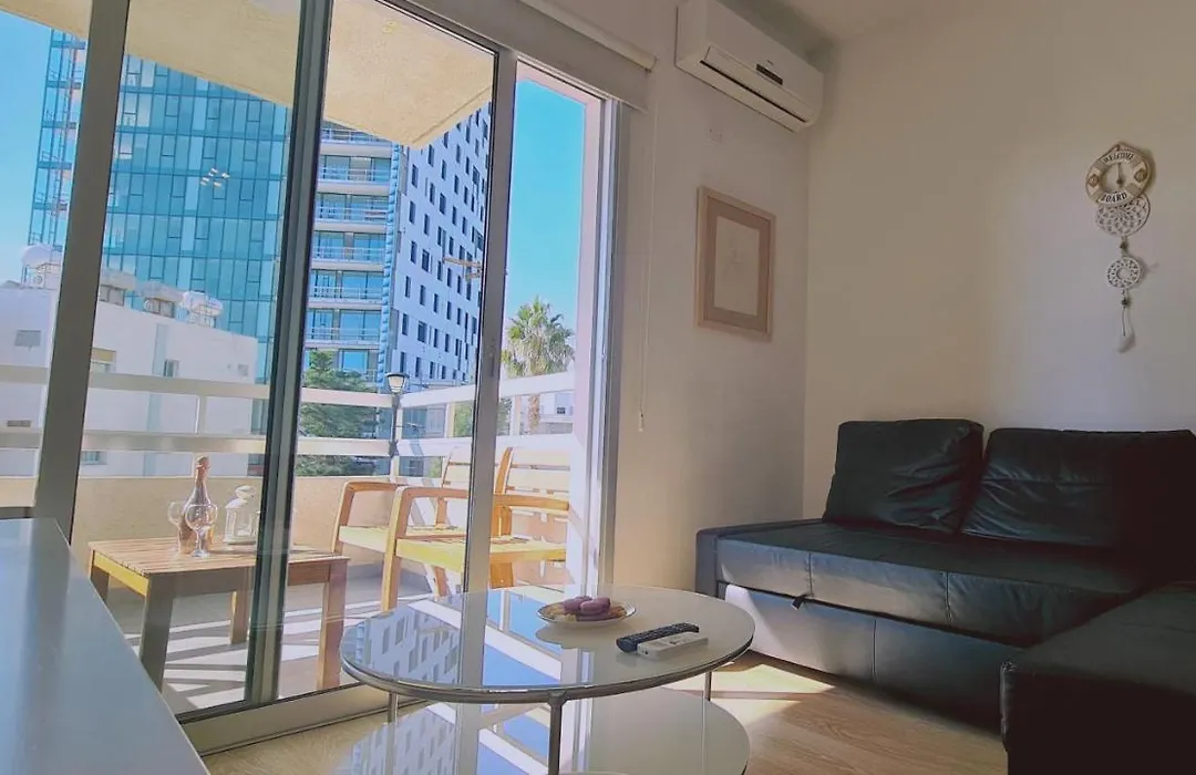 Stay Vivid City Apartment-1