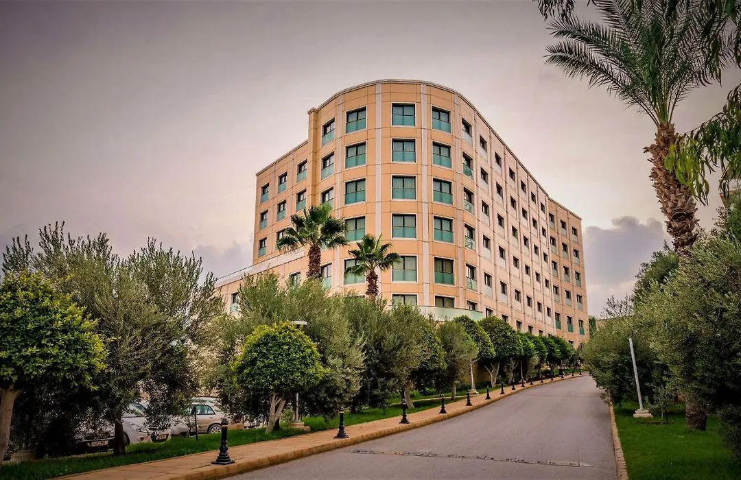 Premium Vuni Palace Hotel & Spa & Casino-1