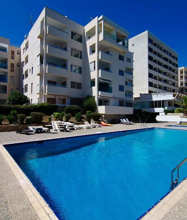 Gulf Palace Apartments-1
