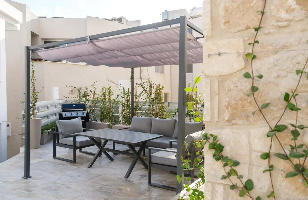 Royal Stay Luxury Homes-1