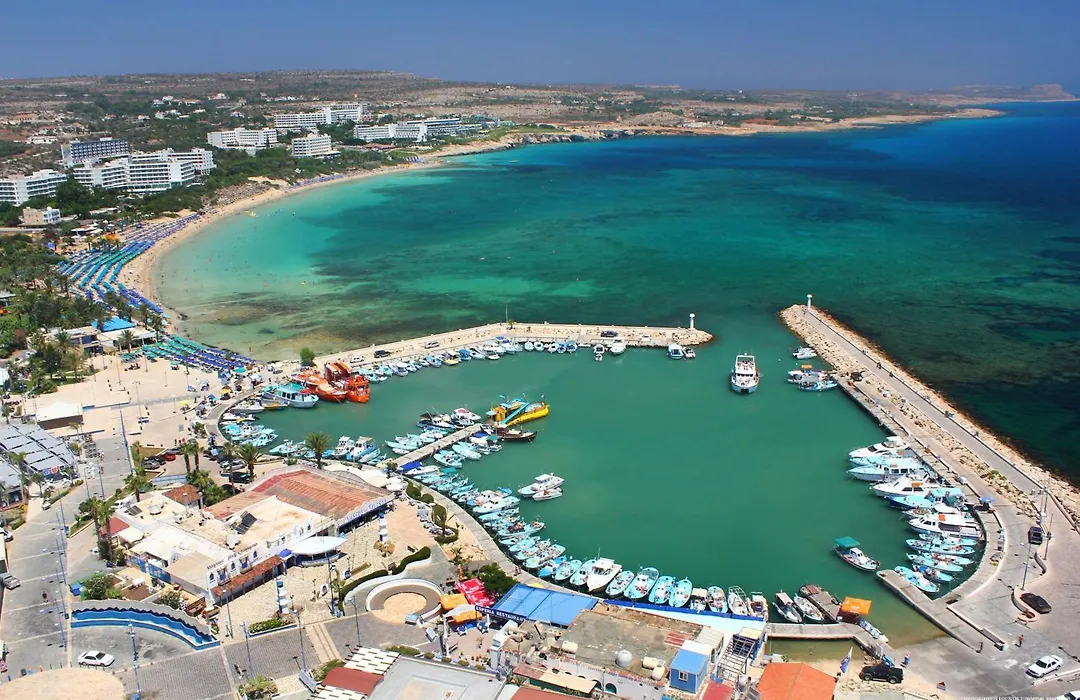 Marina Hotel-1