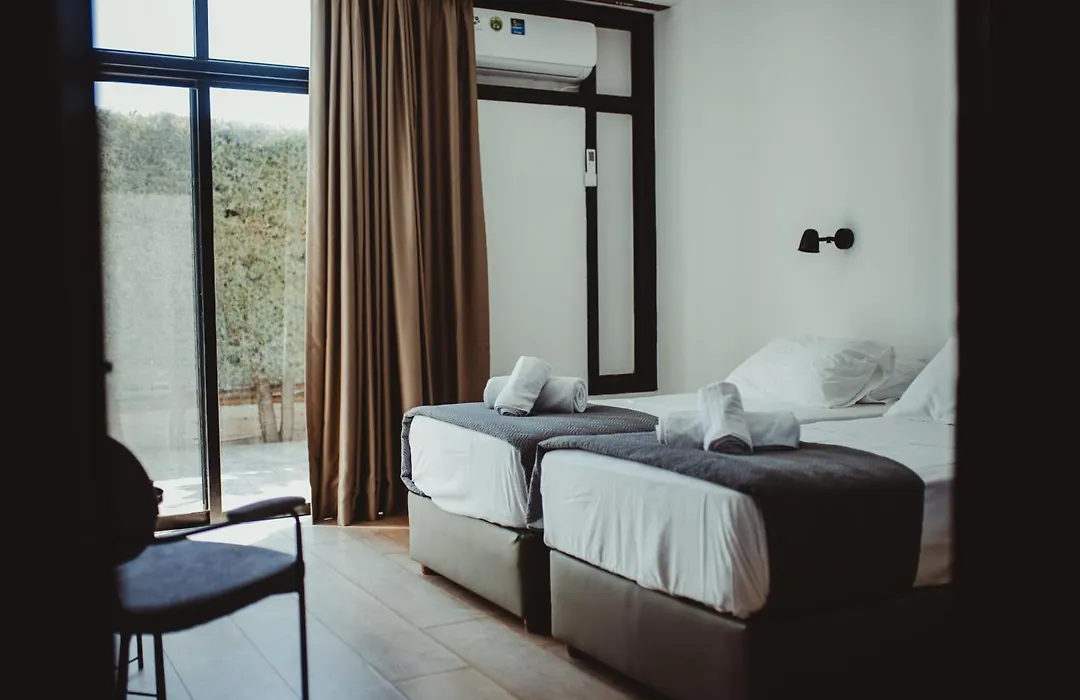 Ovis Hotel Apartments-1