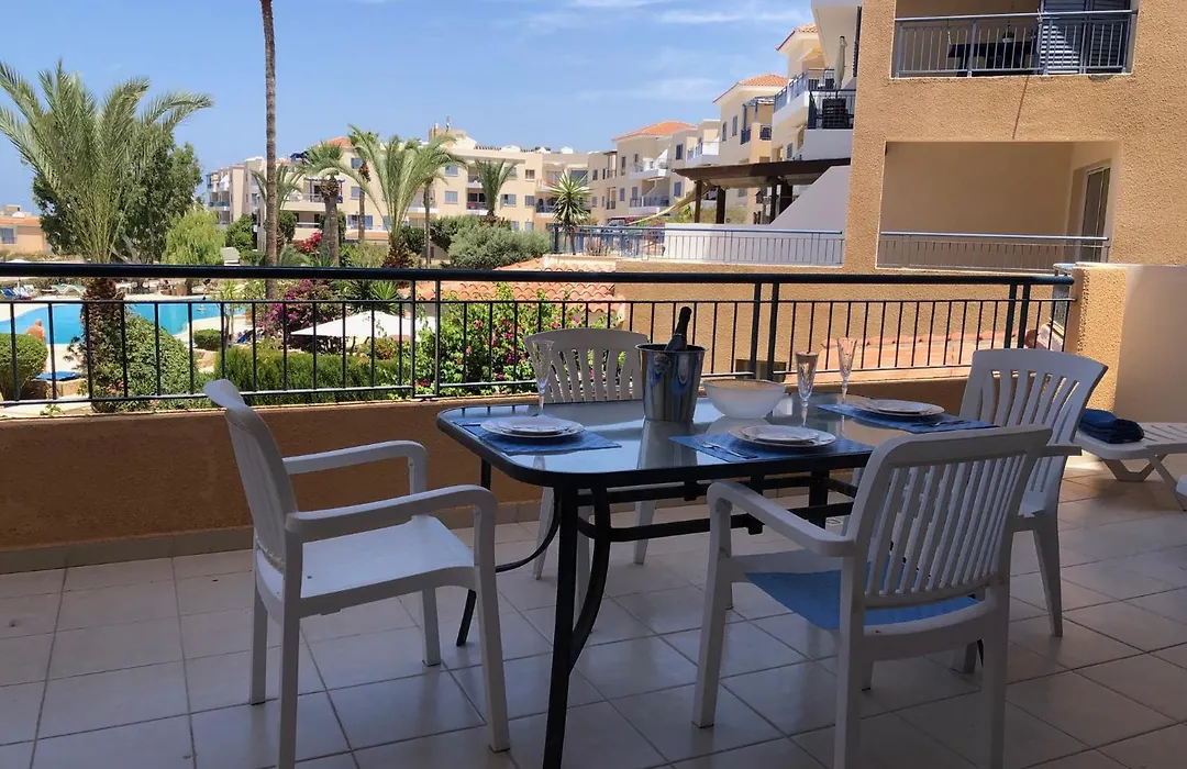 Kings Palace - Stylish 2 Bed Apartment With Sea Views-1