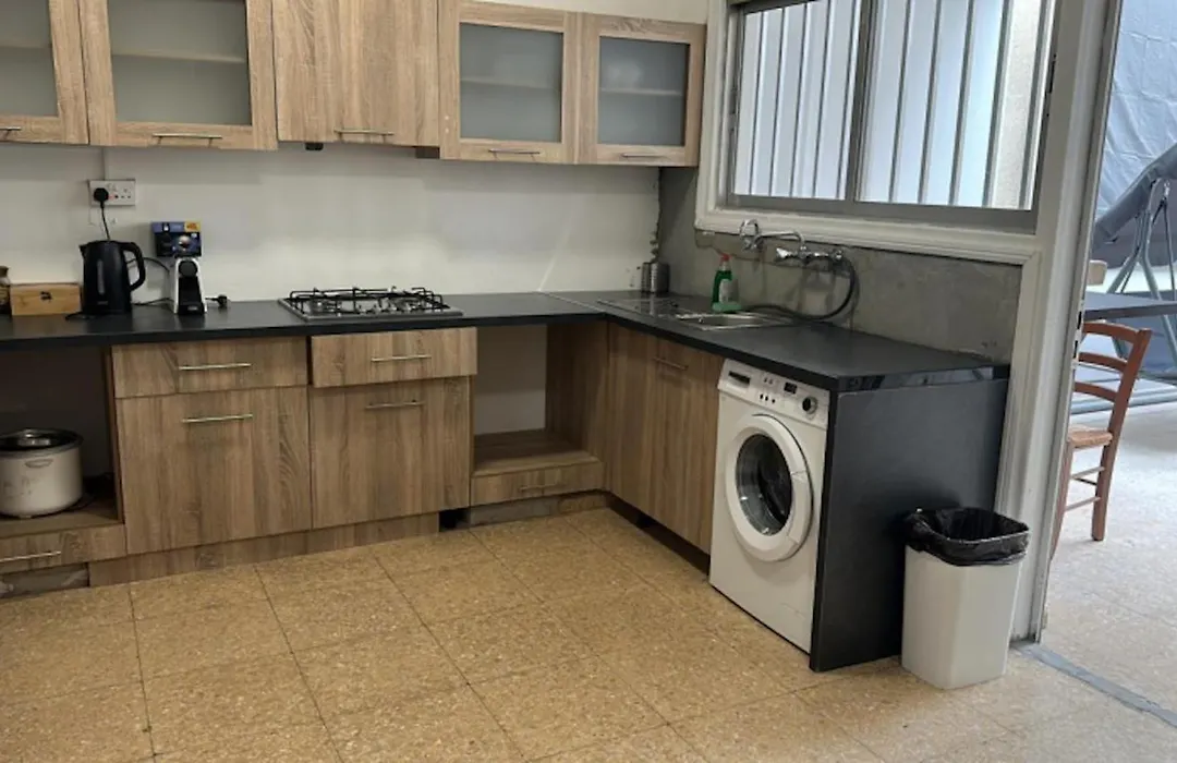 Unique City Hostel 100 Meters From Beach-1