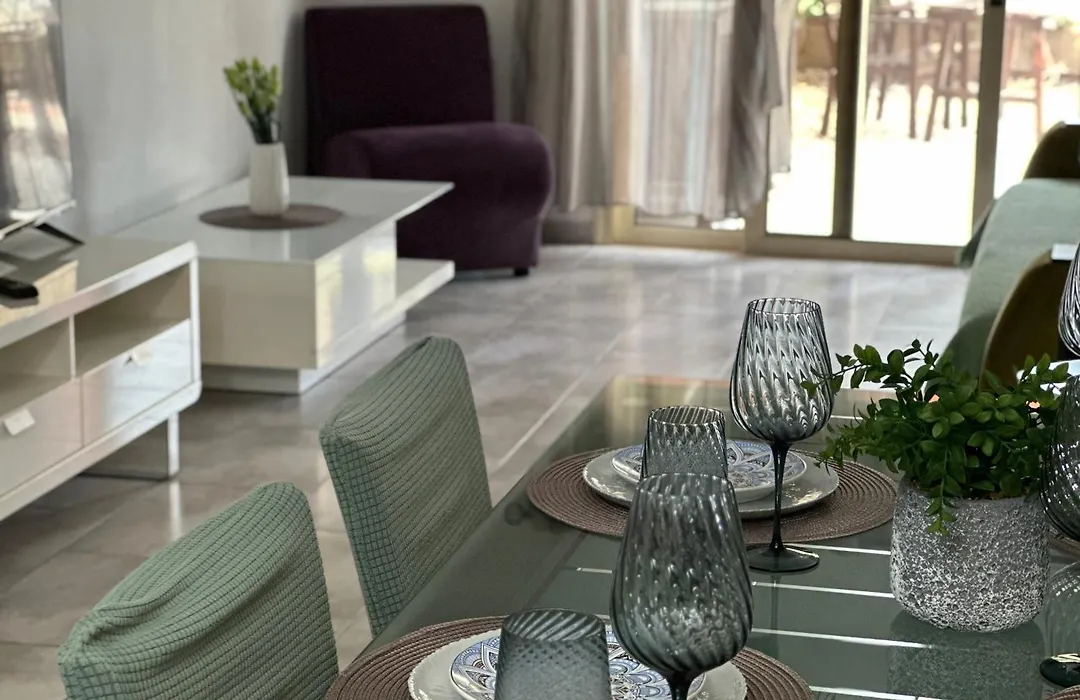 Beautiful Apartment Near The Sea And A Large Private Garden-1