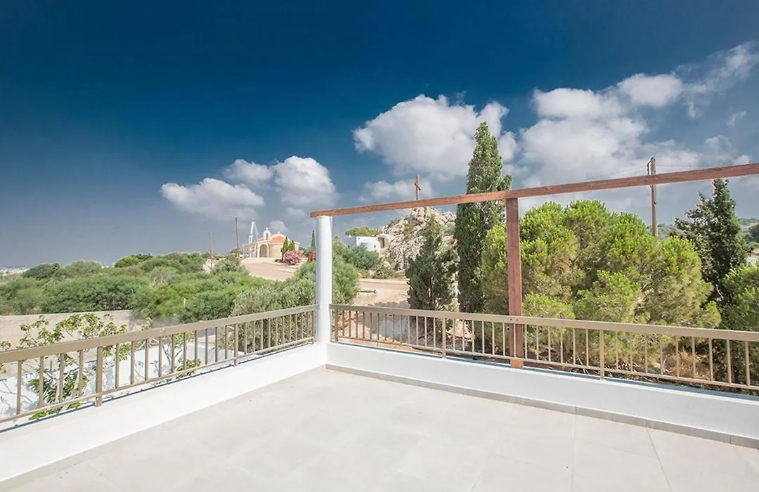 Villa Nepou - Beautiful 4 Bedroom Villa - Located In Ayia Napa-1